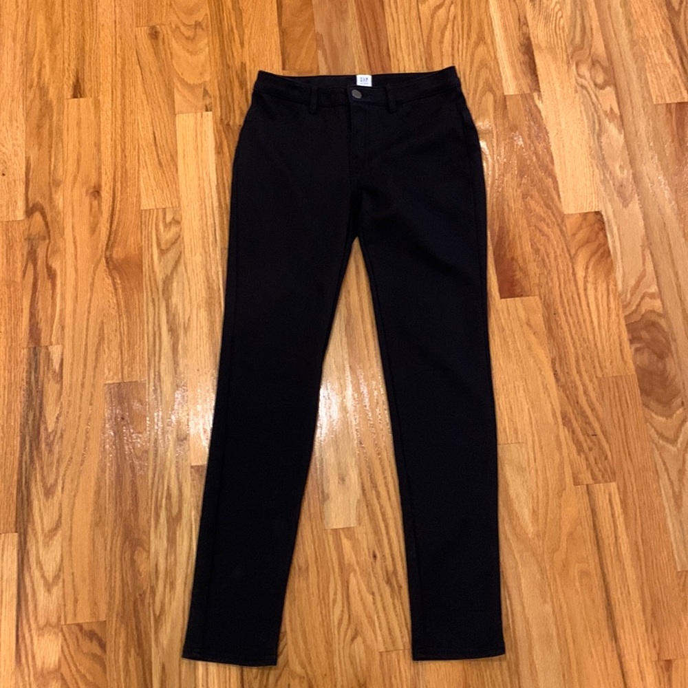Gap black pants
